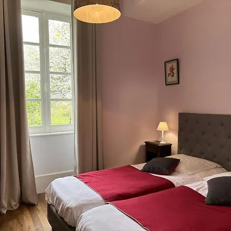 Ferienhaus Grande Demeure Caracteristique Du Xviie Siecle, Climatisation, Draps Et Menage Inclus - Fr-1-489-126 *