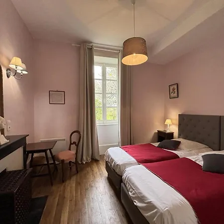 Grande Demeure Caractéristique Du Xviie Siècle, Climatisation, Draps Et Ménage Inclus - Fr-1-489-126 Deux-Chaises