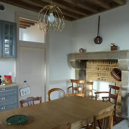 Grande Demeure Caracteristique Du Xviie Siecle, Climatisation, Draps Et Menage Inclus - Fr-1-489-126 בית נופש Deux-Chaises