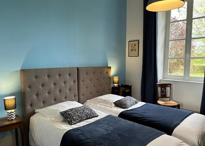 Ferienhaus Grande Demeure Caracteristique Du Xviie Siecle, Climatisation, Draps Et Menage Inclus - Fr-1-489-126 *